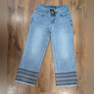 BNWT Flamingals Blue Cropped Jeans with Patterned Embroidery Hem